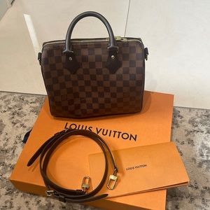 Authentic Louis Vuitton speedy bandouliere 25